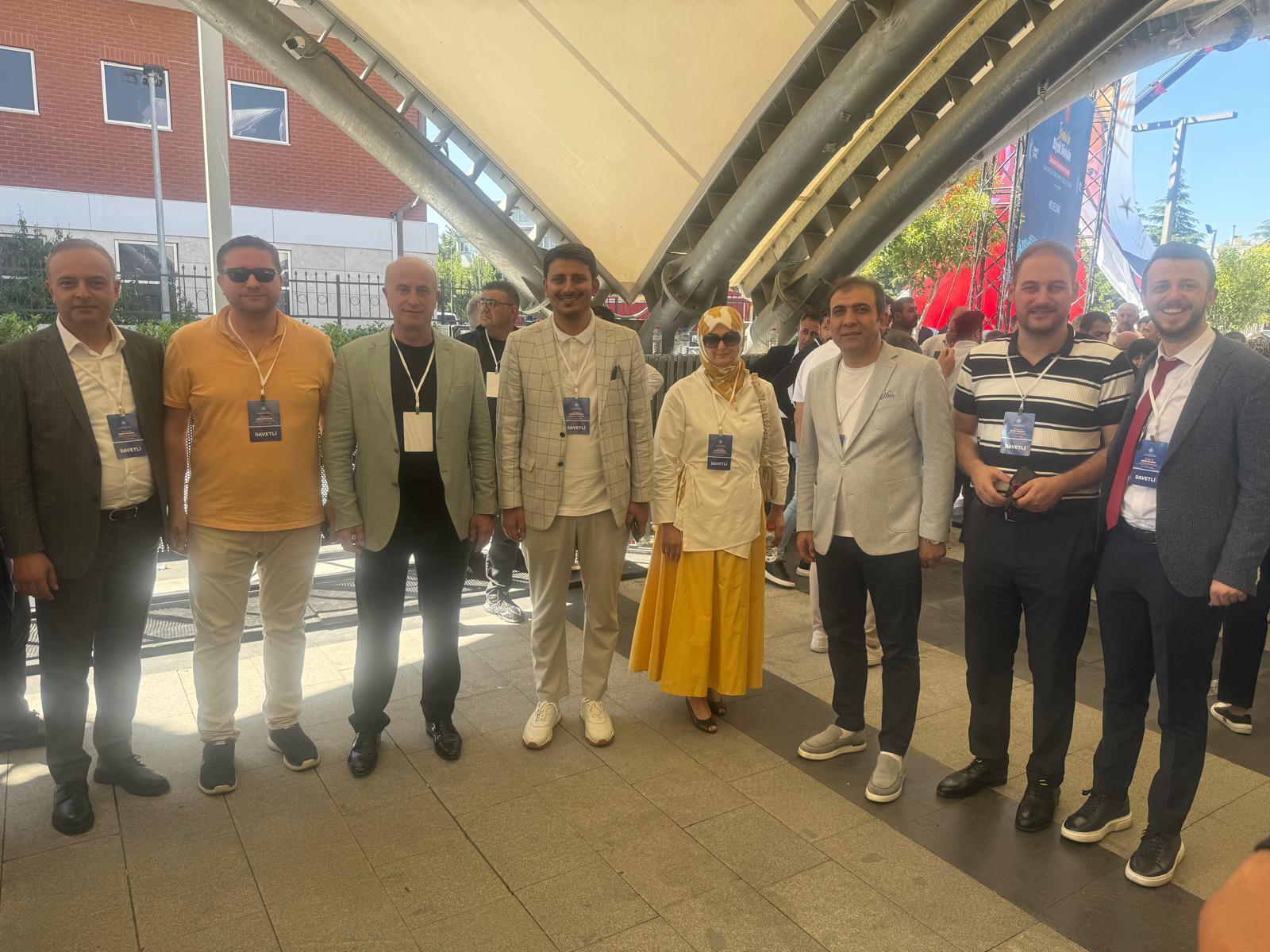 AK Parti Küçükçekmece Teşkilatından Güngören Toplu Konut Açılışına Tam Kadro Katılım